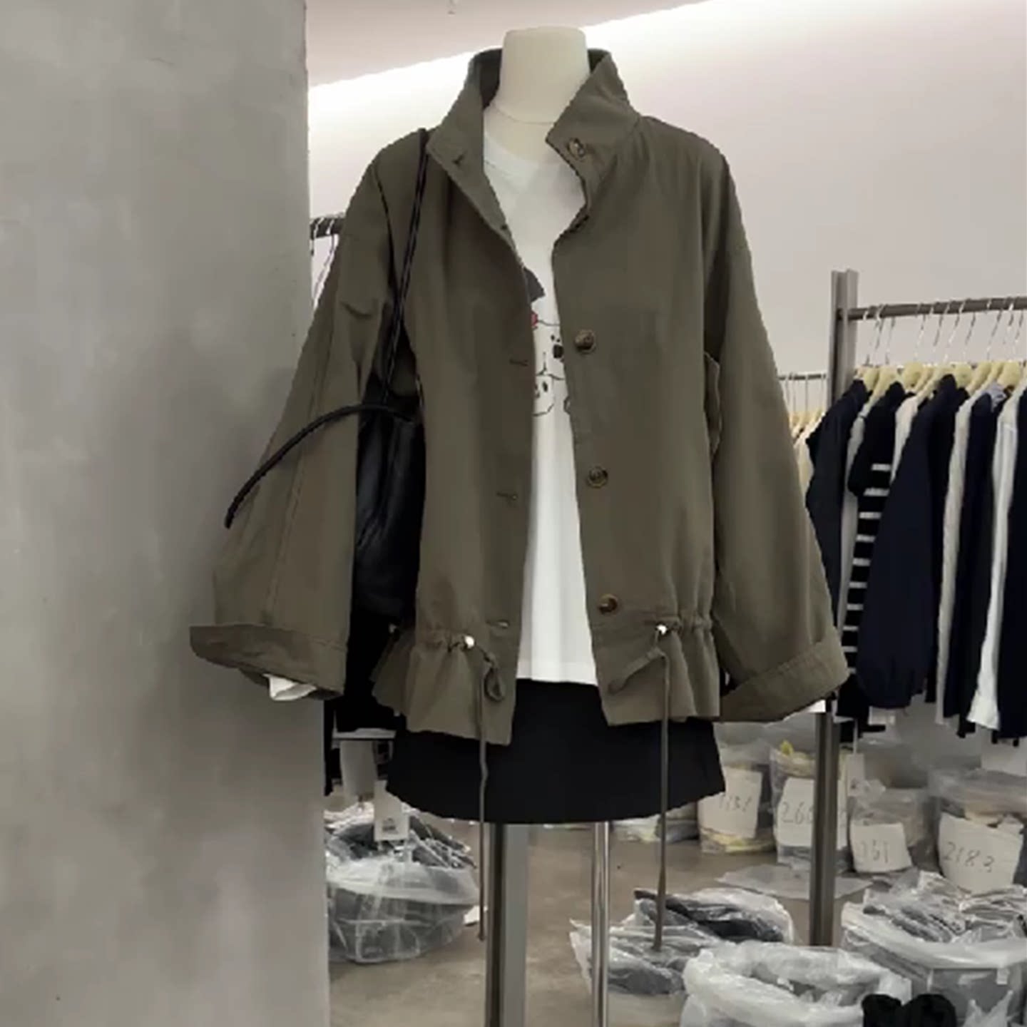 秋季卡其绿工装风衣女百搭外套