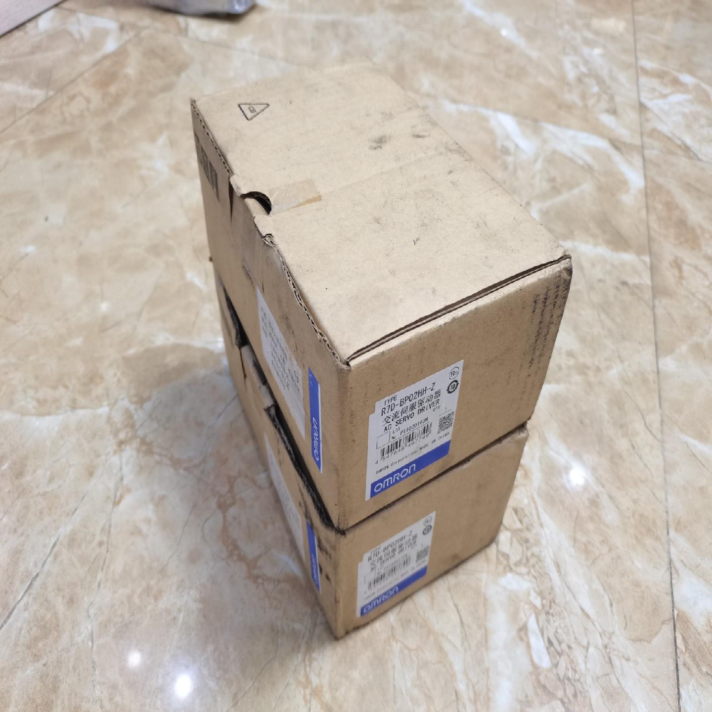 全新伺服驱动器R7D-BP02HH-Z 图片，