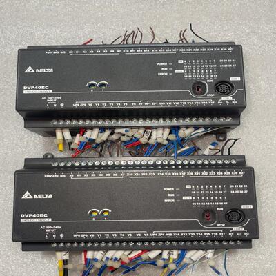 台达PLC  DVP40EC00T3两台 成色新