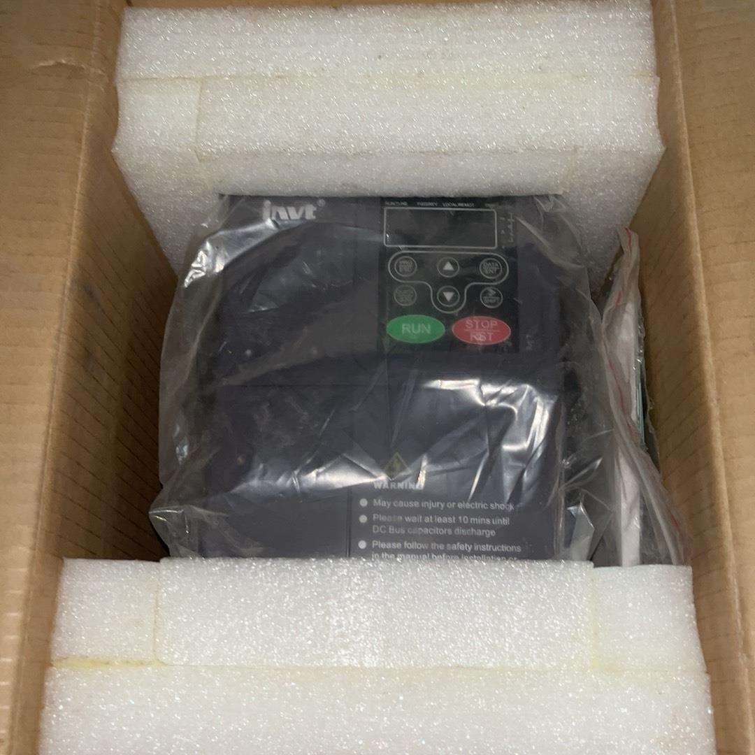 invt英威腾变频器CHV100-1R5G-4，全新机