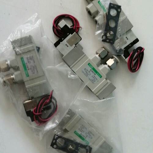 CKD 4JA219电磁阀 原装正品 全新五个，报价为议价
