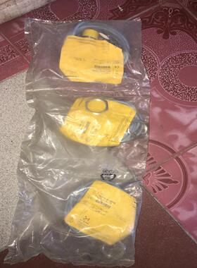 全新图尔克，Ni15-M30-AD4X，图尔克接近开关，实物