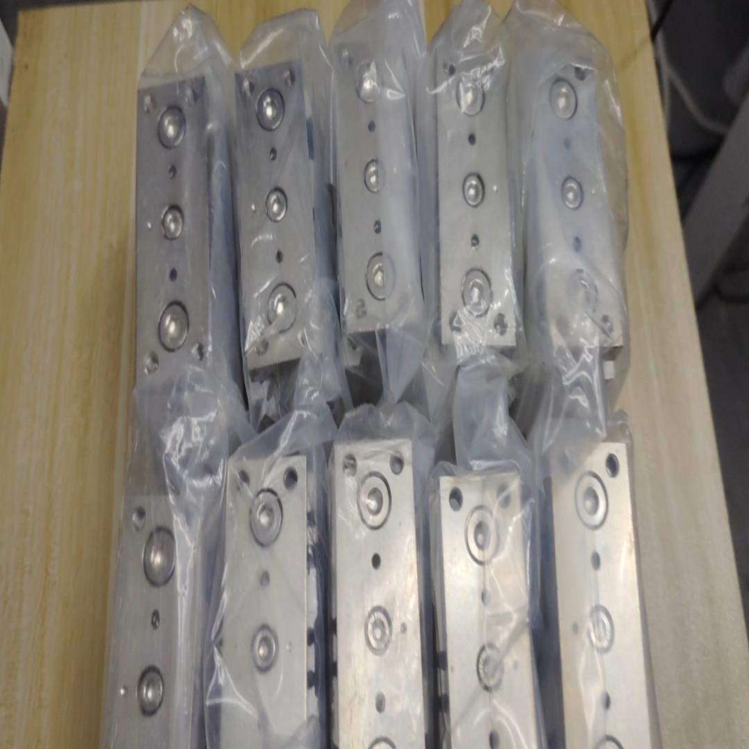 MGPM20-30Z气缸，全新气缸MGPM20-30Z