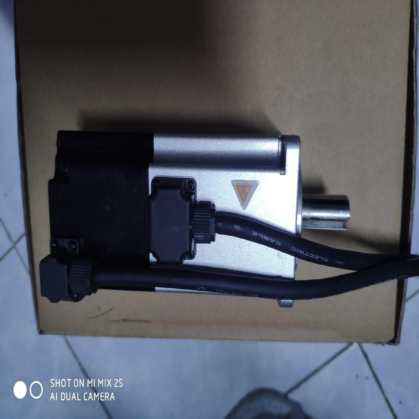 禾川伺服电机SV-X2MH040A-B2LA   正品原装现