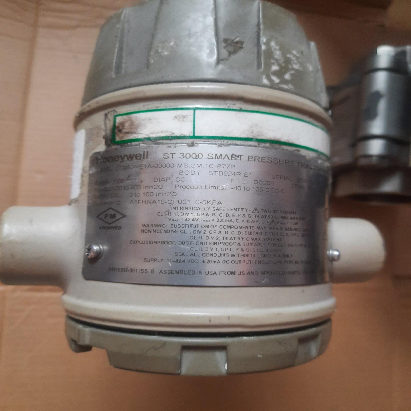 霍尼韦尔压力变送器 ST3000系列   量程0～5KP。成