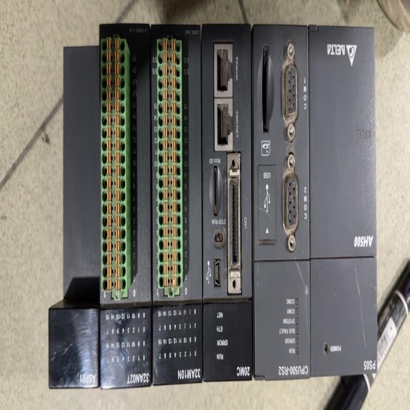 台达CPU500-RS2一组便宜出