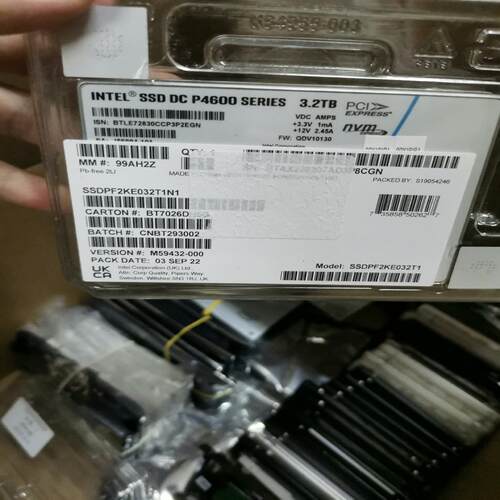 [德峰]英特尔P4600 3.2T通电两位数 SSD