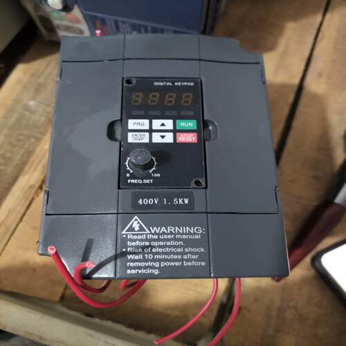 H2400A01D5K变频器，图片为，原装，