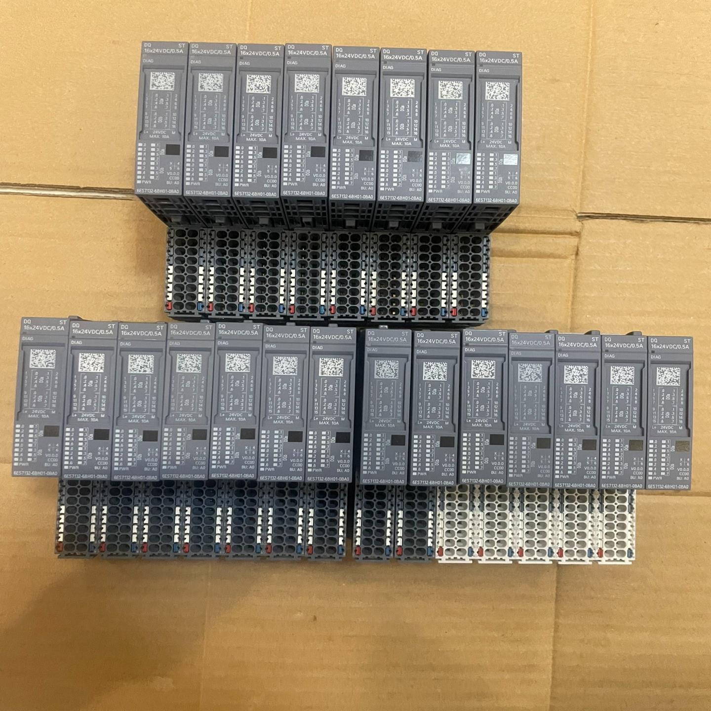 （设备配件）西门子ET200SP模块 132-6BH01-0BA0，实图