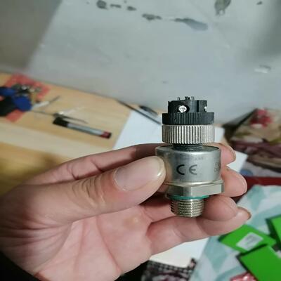 （设备配件）丹佛斯压力传感器DST P140 0~16bar 075G1