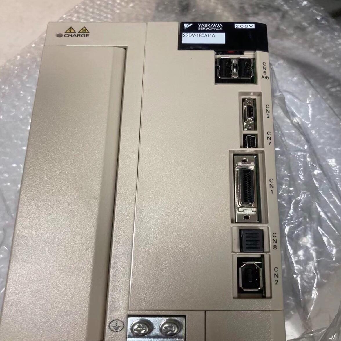 [德峰]SGDV-180A11A安川驱动器2KW成色漂亮功能完好可录