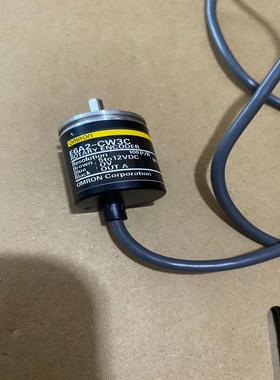 全新原装正品欧姆龙E6A2-CS3C ，100PR，几乎全新