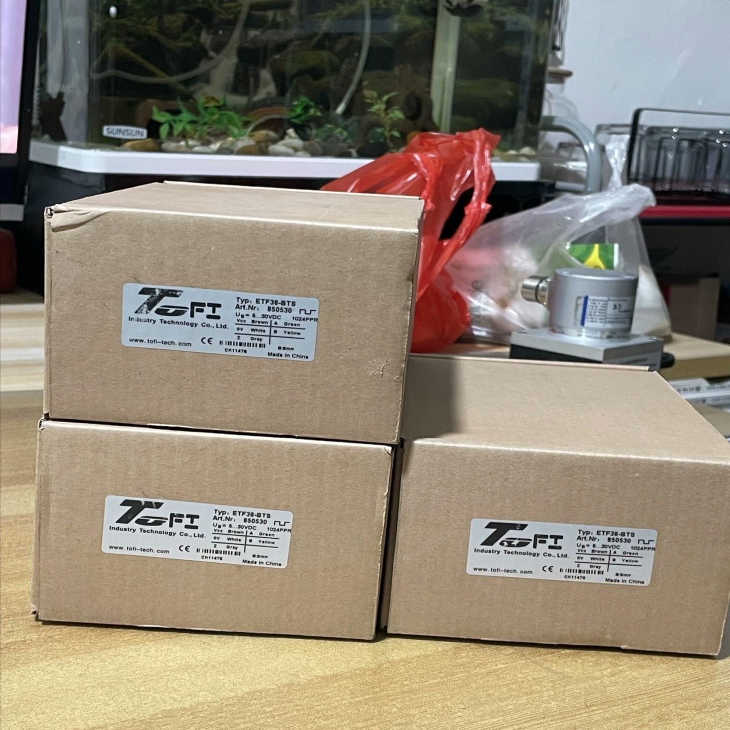 编码器TOFI编码器 ETF38-BTS 新的，共有3台