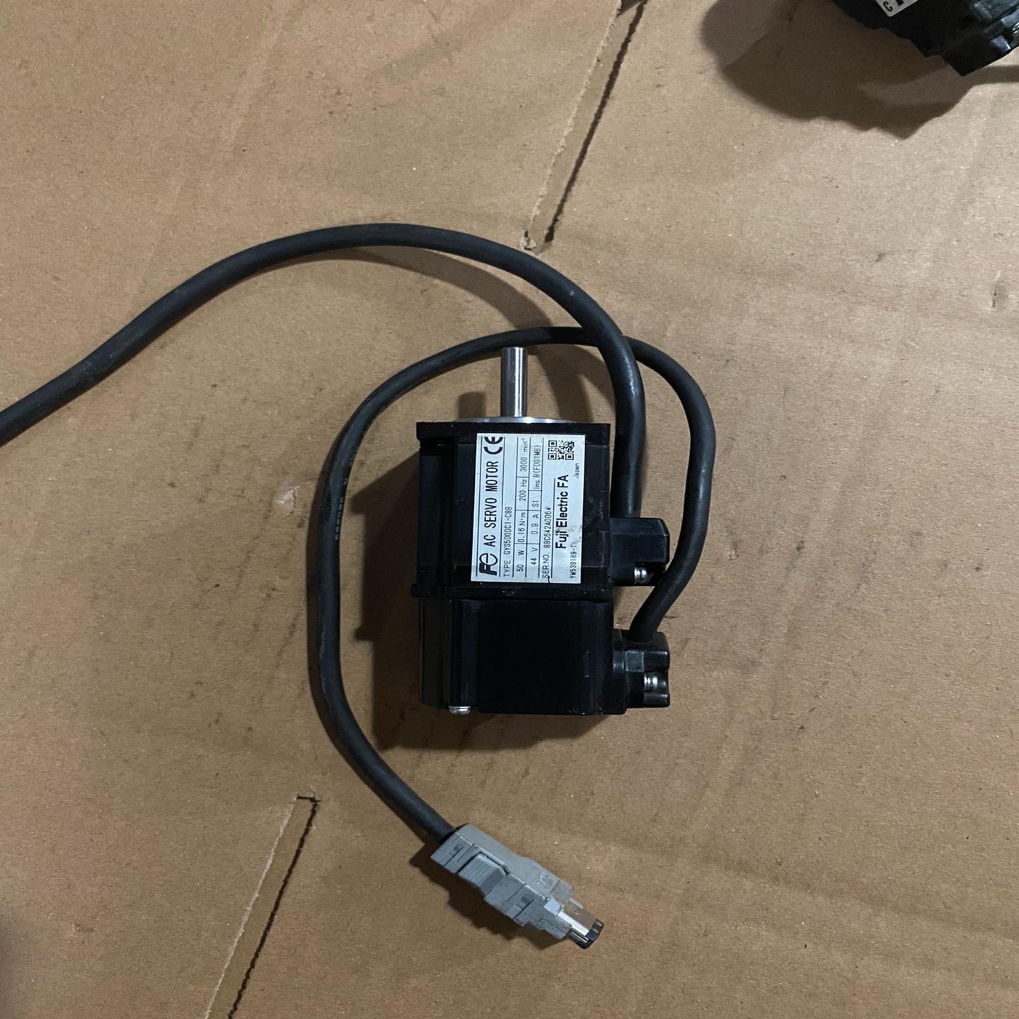 （设备配件）C8B -伺服电机富士GYS500DC1