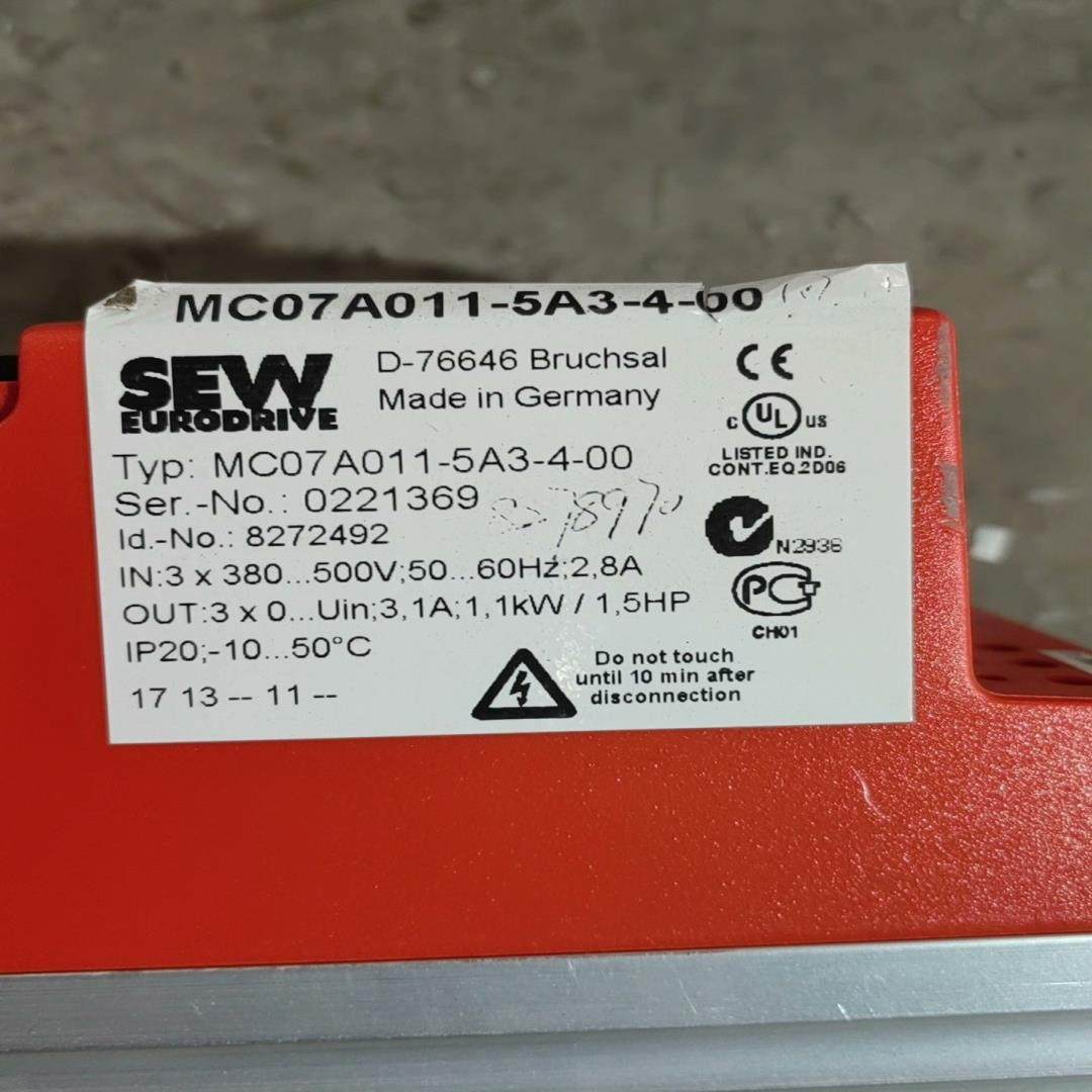 [德峰]SEW拆机变频器MC07A011-5A3-4-00功率1.1