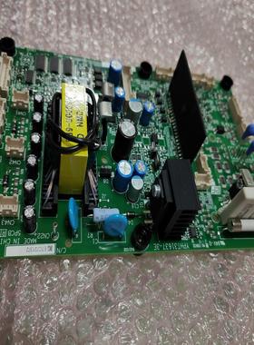 ETC721372全新安川H1000 90/75KW全新驱动