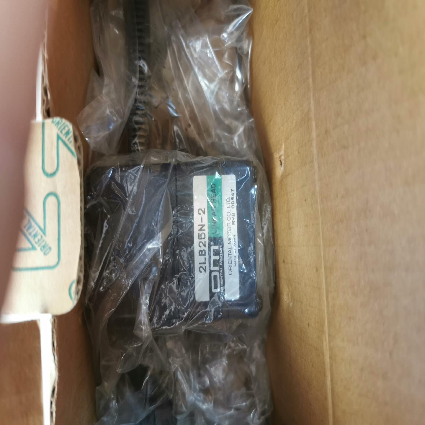 东方马达减速机2LB25N-2