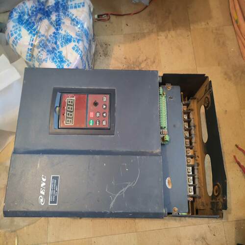 易能 EDS1000-4T0370G/0450P变频器，