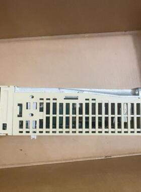 驱动器R88D-WT01H共1个 450