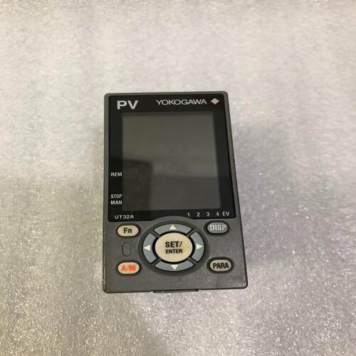 [德峰]横河YOKOGAWA温控器UT32A-NNN-11-RN