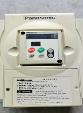 变频器M2X374BSA，3.7KW380V成色有点发黄