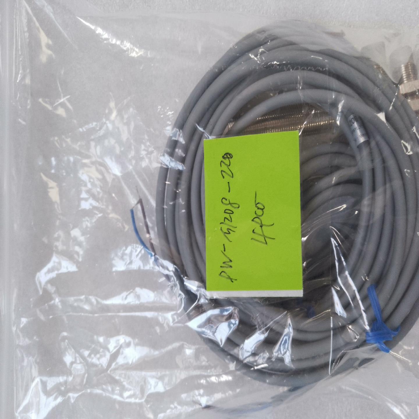 传感器，DW-M1208-220   直径12mm   22