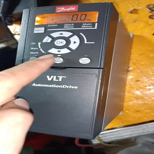 [德峰]丹佛斯变频器fc-360h2k2t4e20h2bxcd fc
