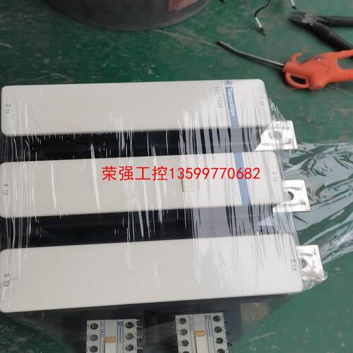 【荣强工控】拆机施耐德LC1 F800接触器  线圈220V  成色不错