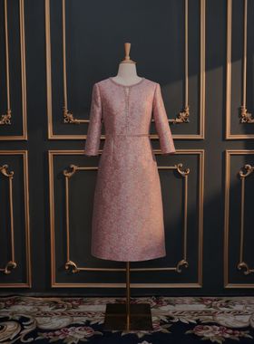 【支持改版定制】2025年新款洋气粉色喜婆婆气质婚宴礼服N061