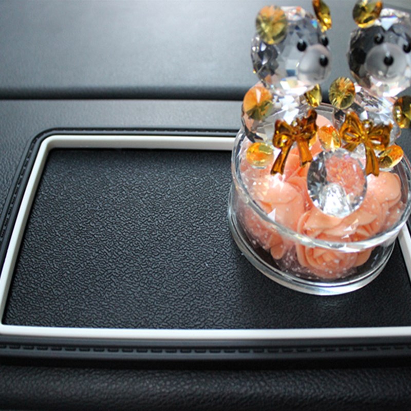 车载防滑垫 车用手机香水垫 碳纤纹摆件止滑垫 汽车仪表台固定垫