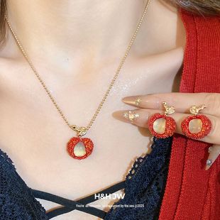 可爱轻奢小众耳环气质项链饰品甜美首饰高级感苹果套装树脂女锆石