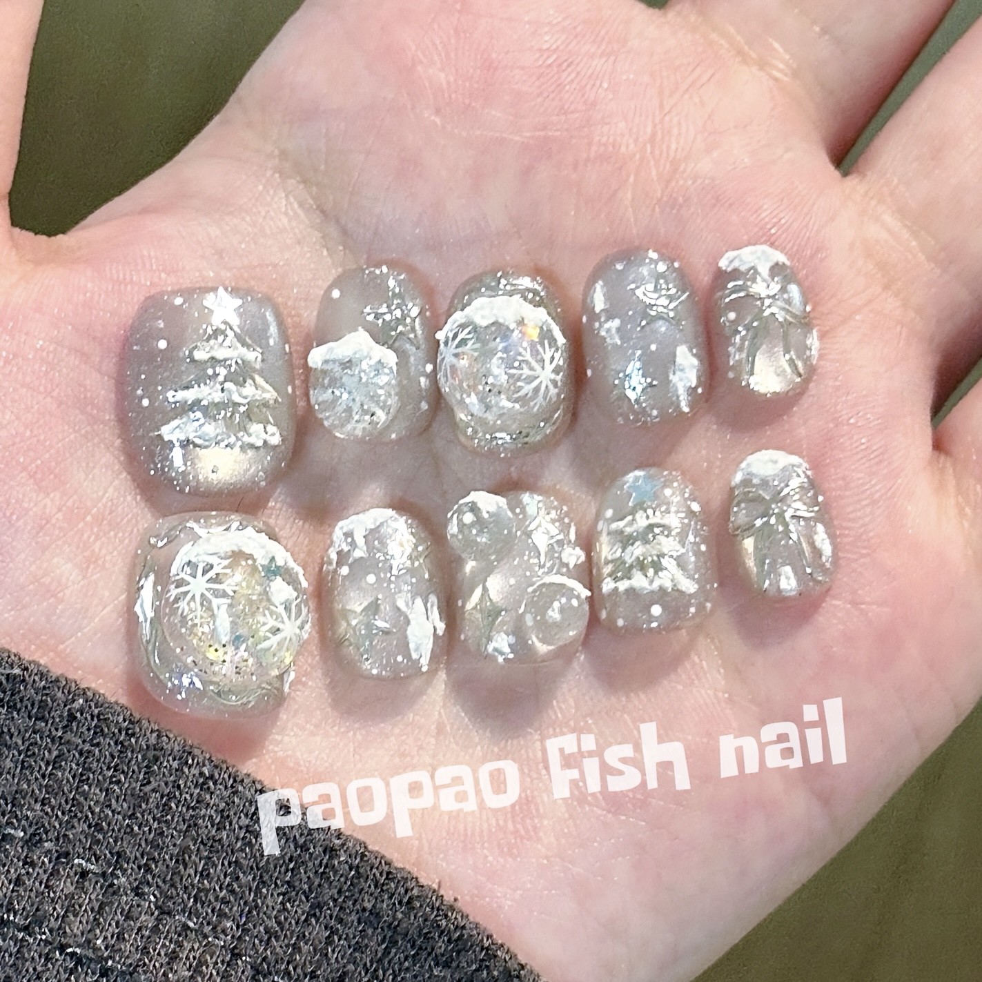 圣诞水晶球|冬日ins猫眼爆闪短甲纯手工定制穿戴甲美甲片假指甲片