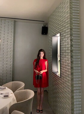 浪漫显白不挑肤巴黎红无袖飘带连衣裙显瘦华丽蛋糕裙