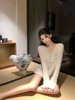 kubiliv【从蝶记忆】20羊毛立体钉珠蝴蝶针织衫宽松慵懒长袖上衣