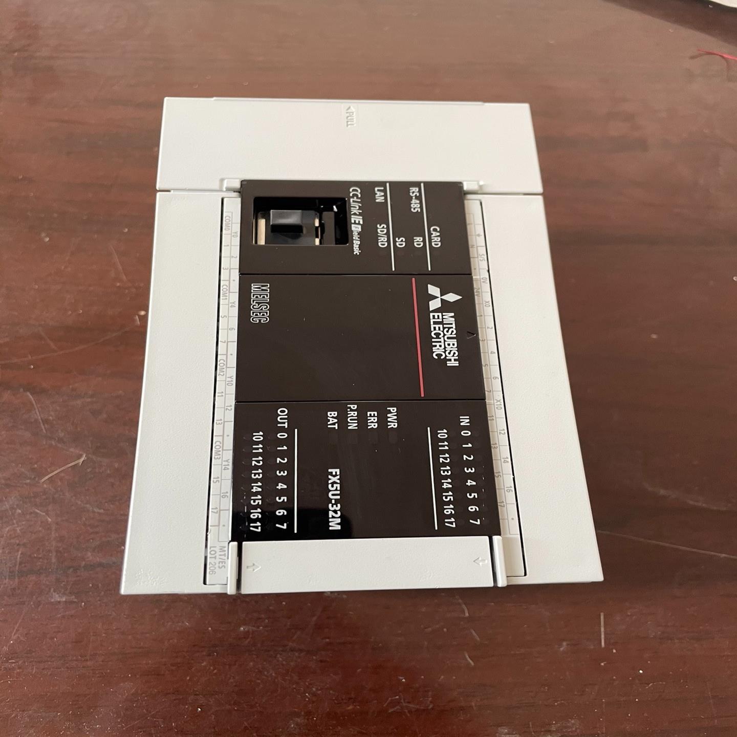 三菱PLC，FX5U-32MT/ES，9成新，功能测试完好，