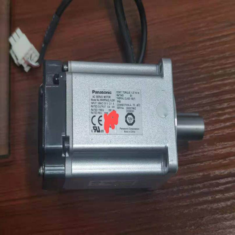 伺服电机MHMF042L1U2M，原装正品，功能完好议价