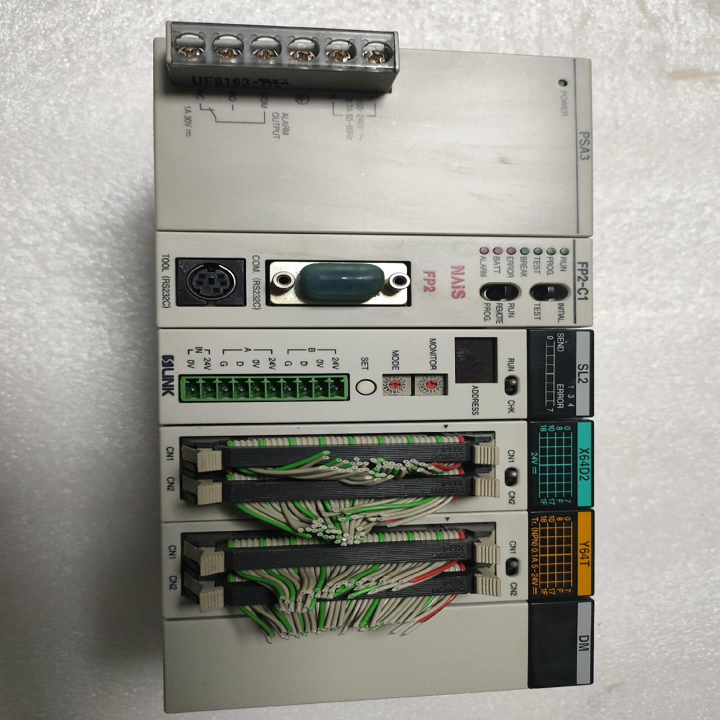 PLC   FP2-BP07一套，电源PSA3和FP2-