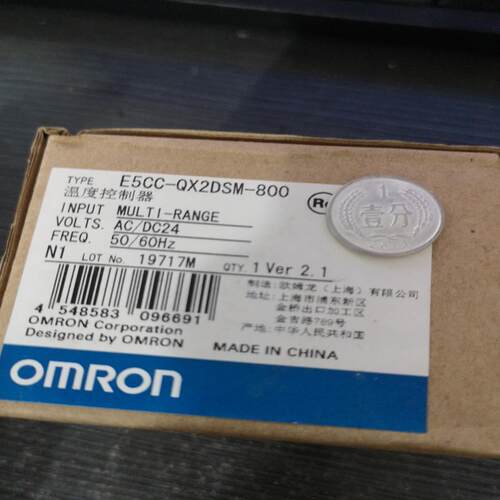 [德峰]温控表E5CC-QX2DSM-800  ML100-55-3