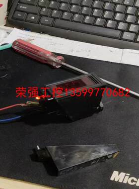 【荣强工控】欧姆龙接近开关。E3JM-DS70M4