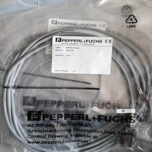 倍加福接近开关087175现货NBN4-F29-E2实物