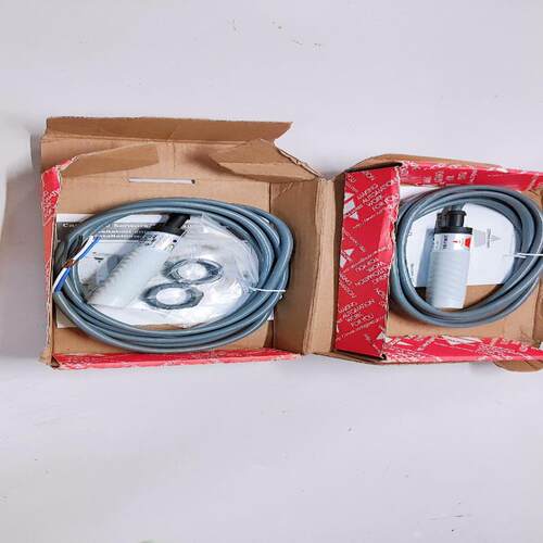 CA18CLN12NA  3个全新