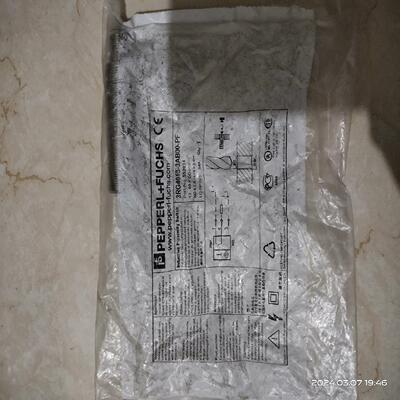 倍加福 PEPPERLFUCHS  接近开关  3RG40