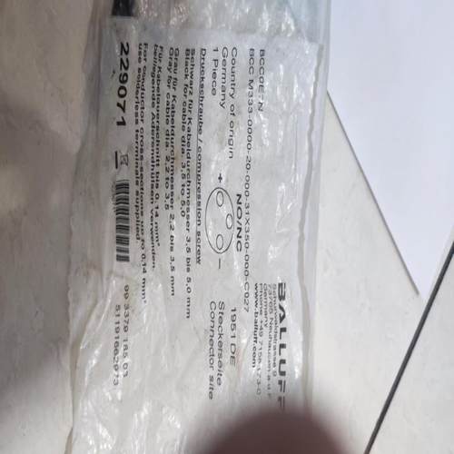 原装BCC0E7N巴鲁夫BCC 1个M333-0000-