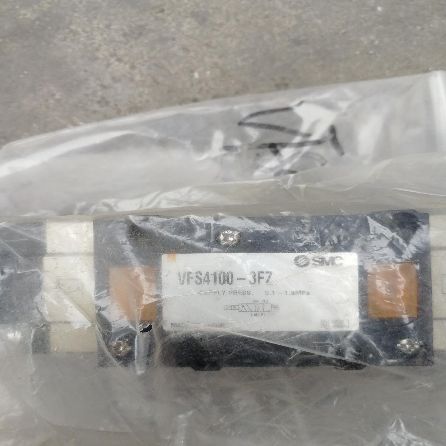 SMC电磁阀VFS4100-3FZ全新现货！需要的