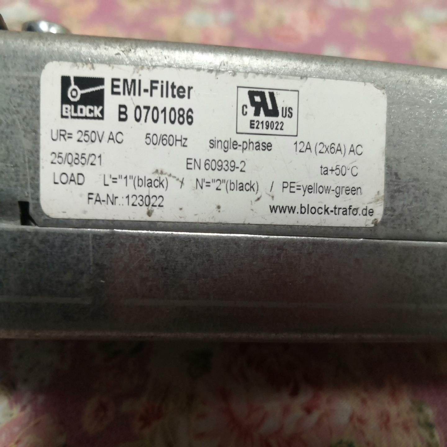 B0701086，E82EV551-2C滤波器，实图拍摄