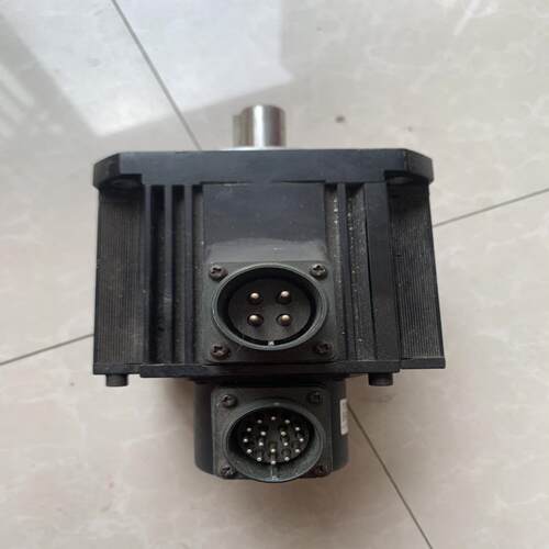 议~华驱伺服电机15kw 型号HQMD4-15LZ2 成色不错
