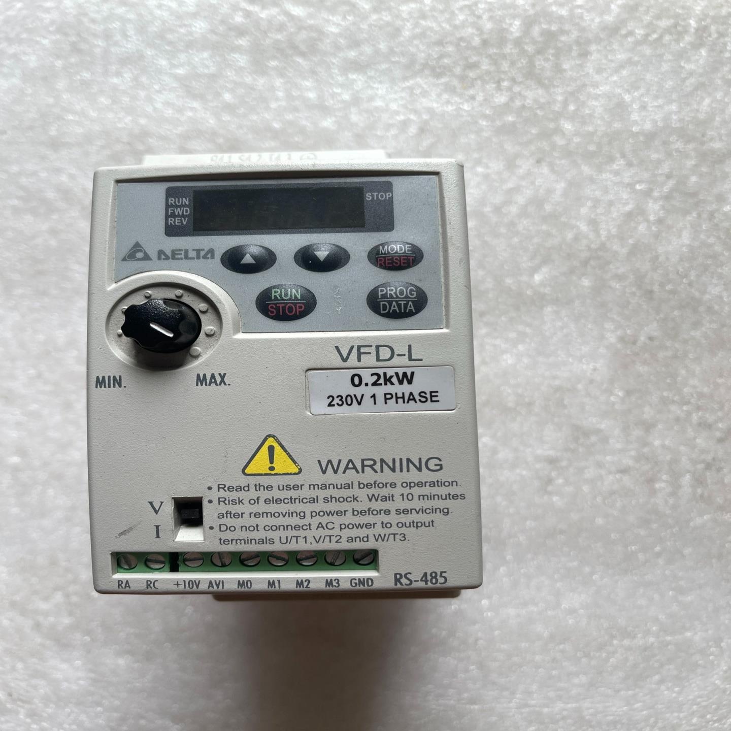 （设备配件）台达变频器VFD002L21A