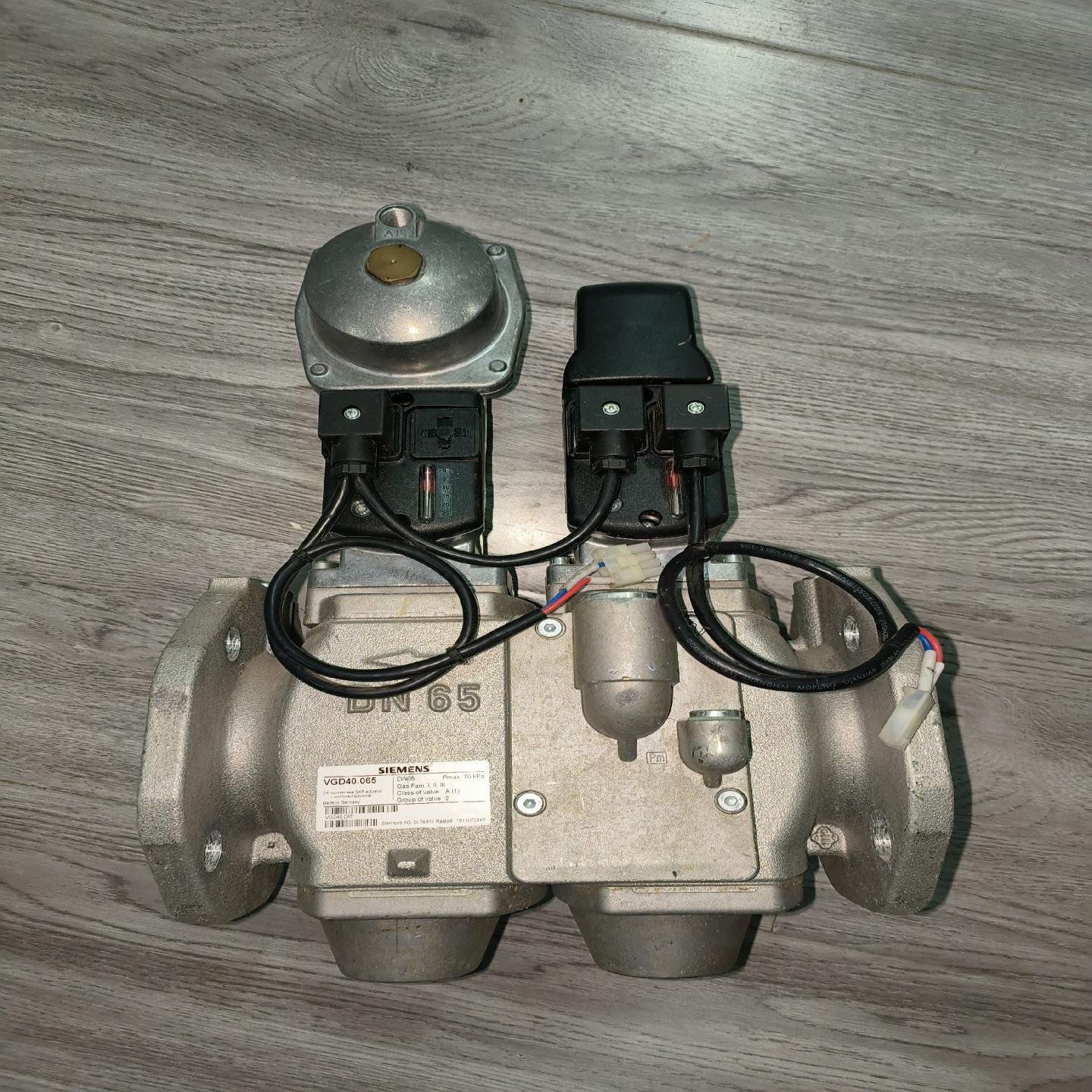 （设备配件）西门子VGD40.065一套，没用过，库存，处理了。