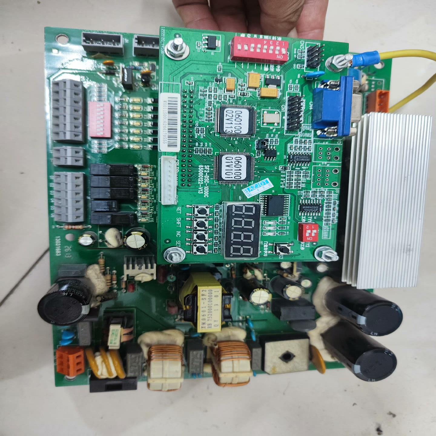 日立门机板SF2-DSC-1000C 1200电梯永磁同步控