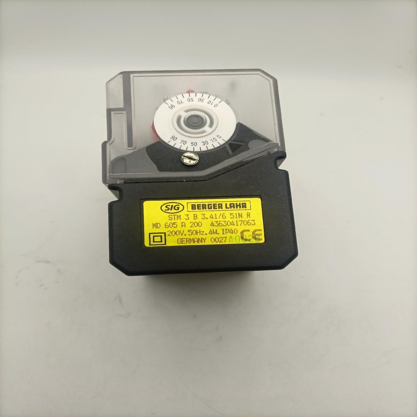 STM3B3.41/6 51NR    STA5B0.36/